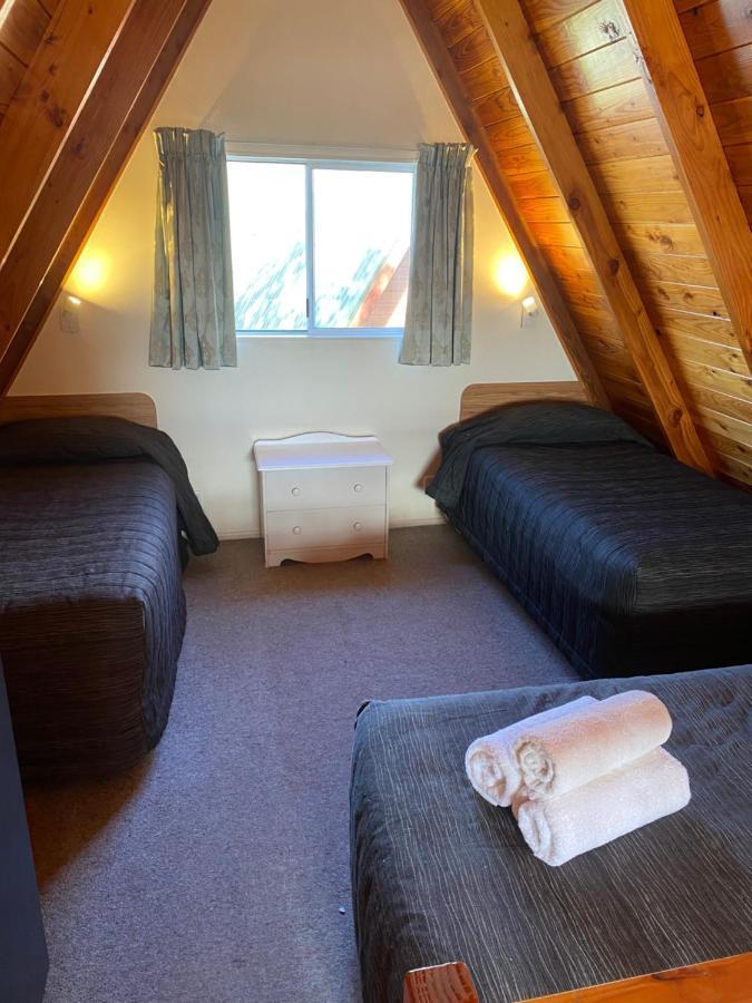 Mountain Chalets Motel Туизъл Екстериор снимка