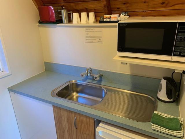 Mountain Chalets Motel Туизъл Екстериор снимка